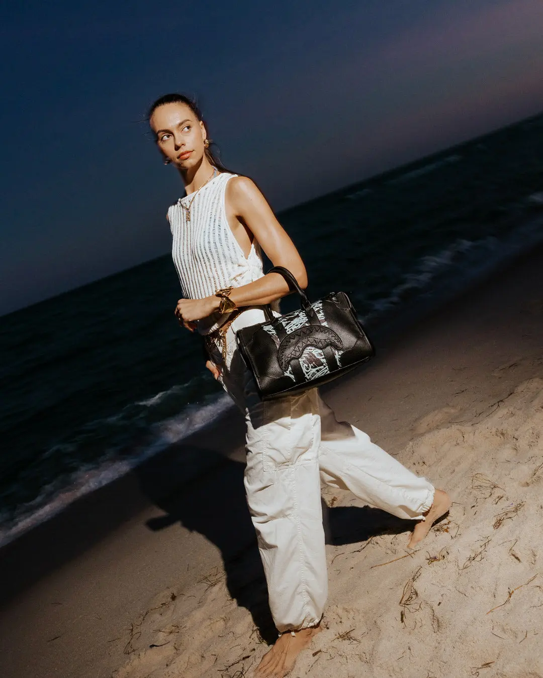 A.M.P.M PYRAMID MINI DUFFLE - Image 8