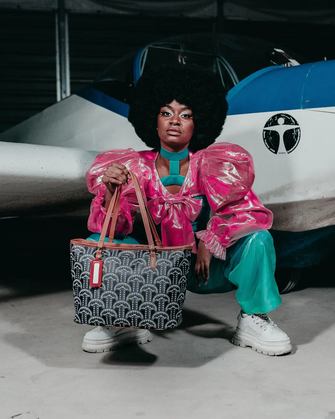 ILLUCHAINS TOTE - Image 11