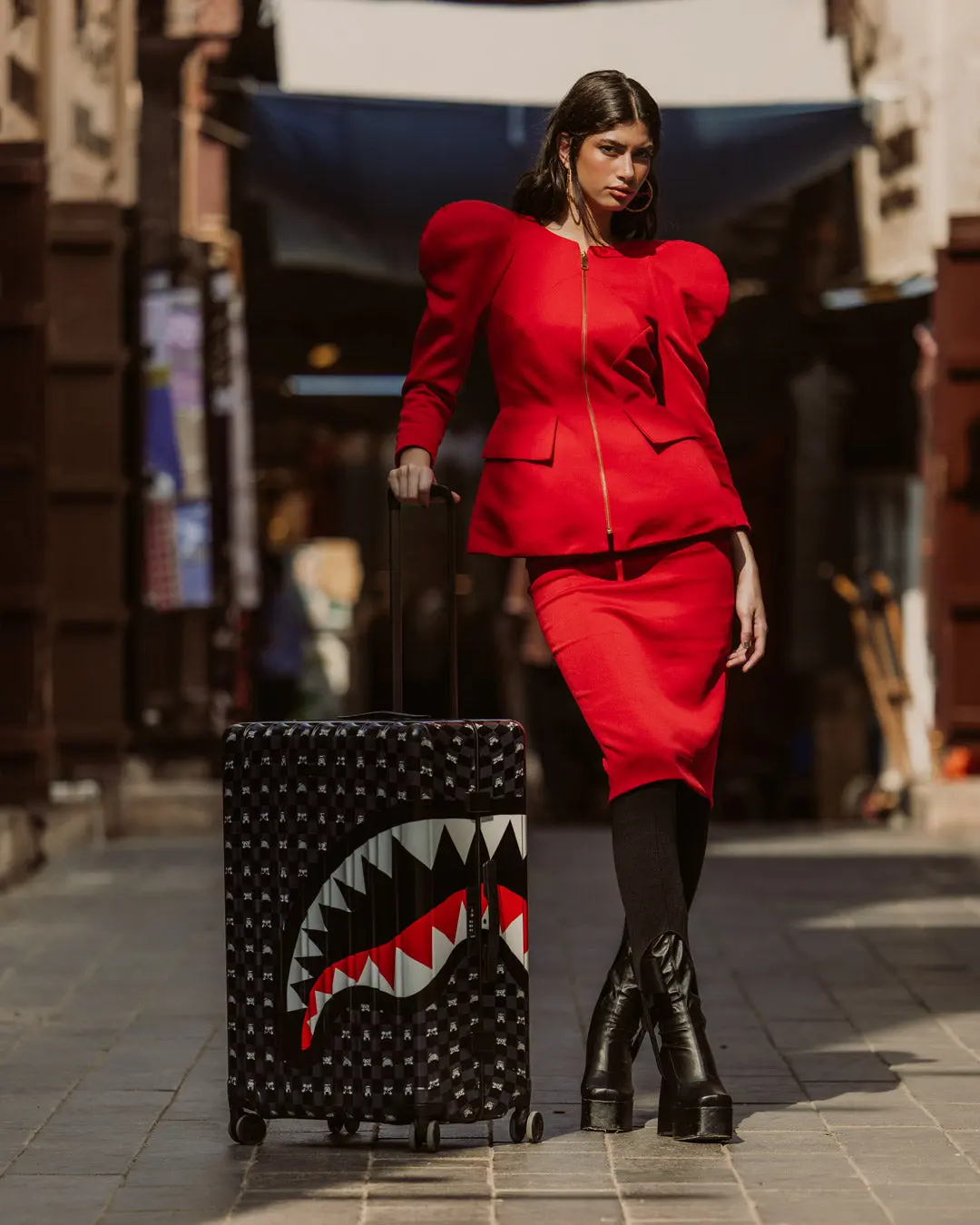 SHARK MOB HIDEOUT FULL-SIZE LUGGAGE - Image 8