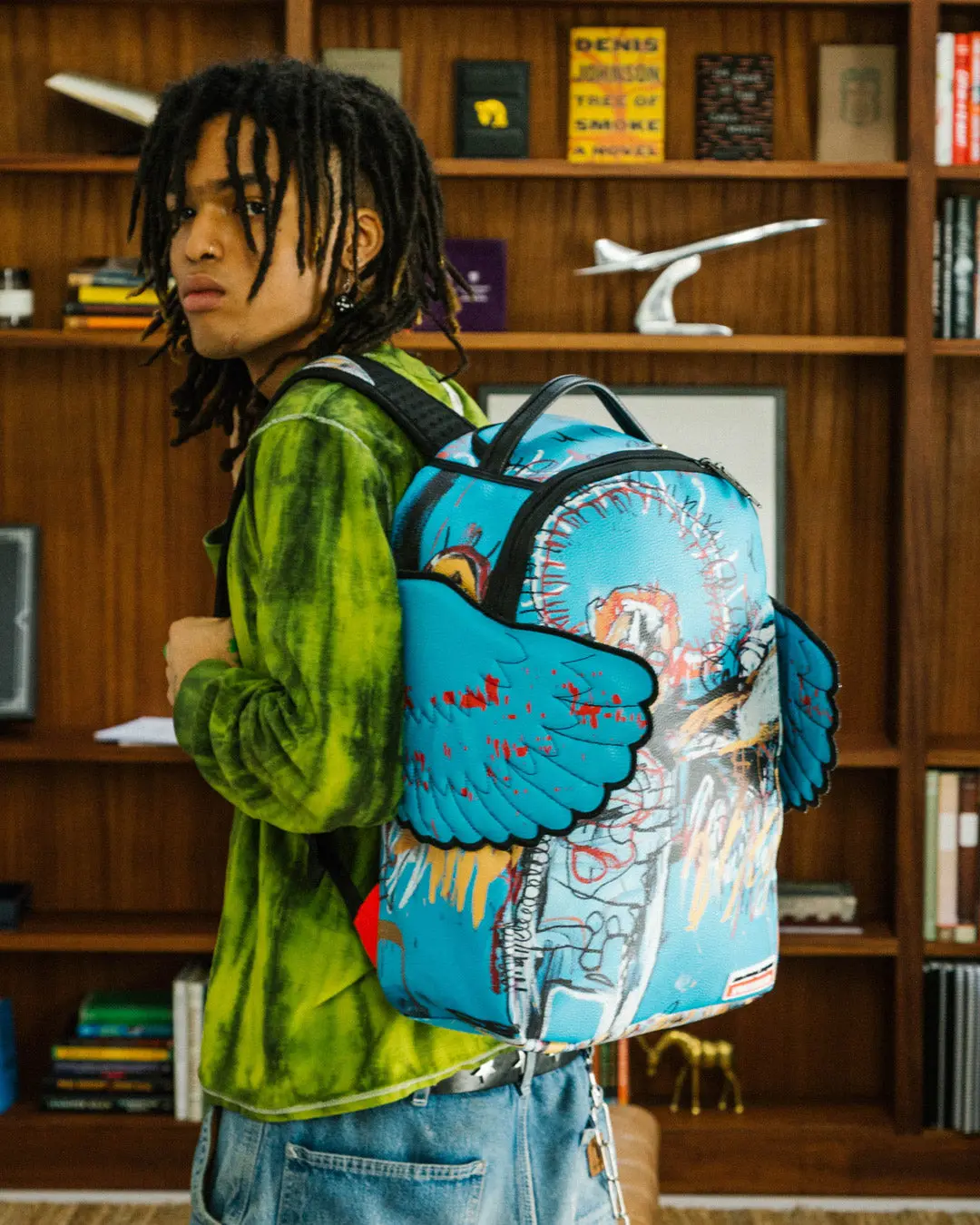 OFFICIAL BASQUIAT UNTITLED (FALLEN ANGEL) 1981 WING BACKPACK (DLXV) - Image 2