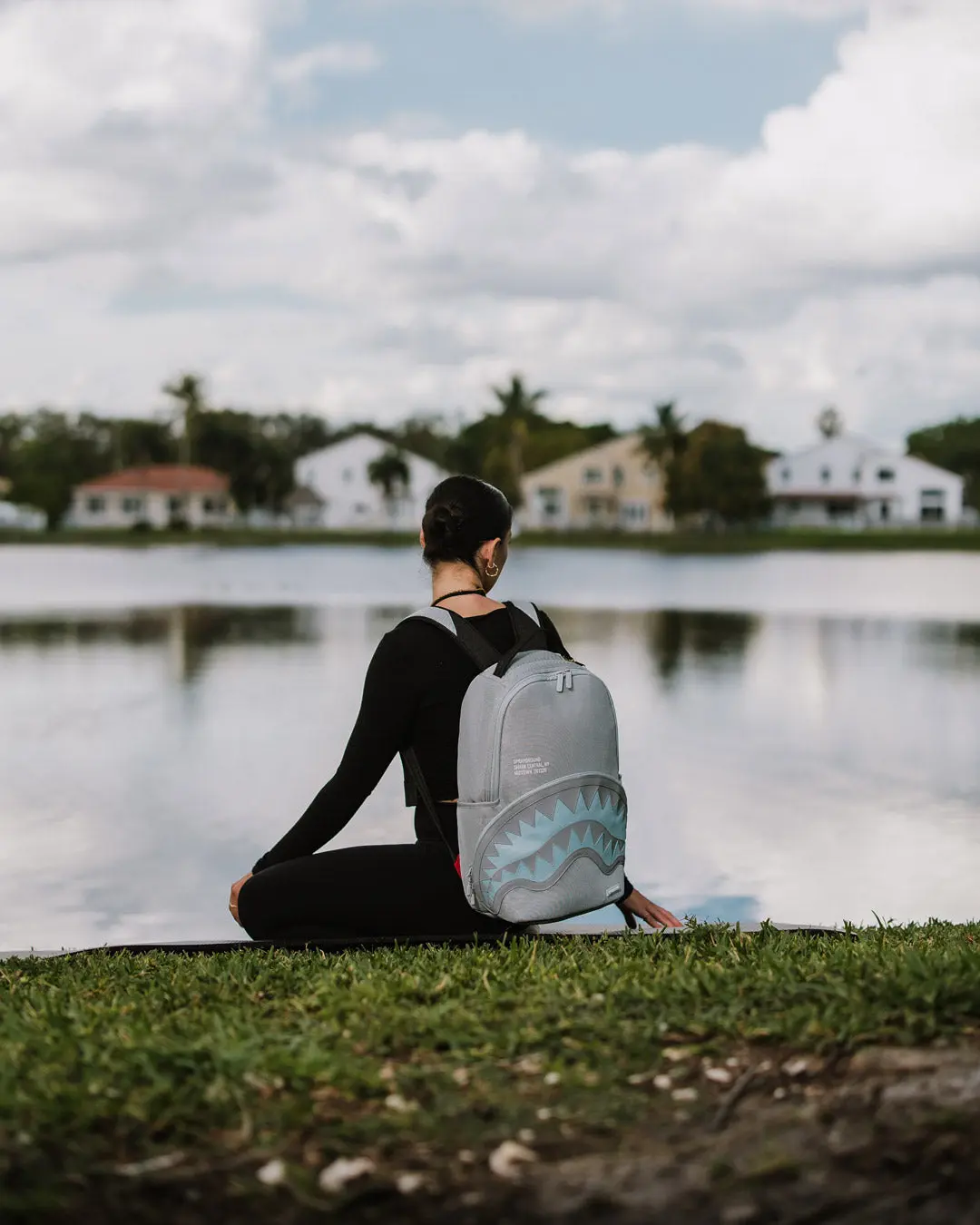 SHARK CENTRAL ICE MESH BACKPACK - Image 2
