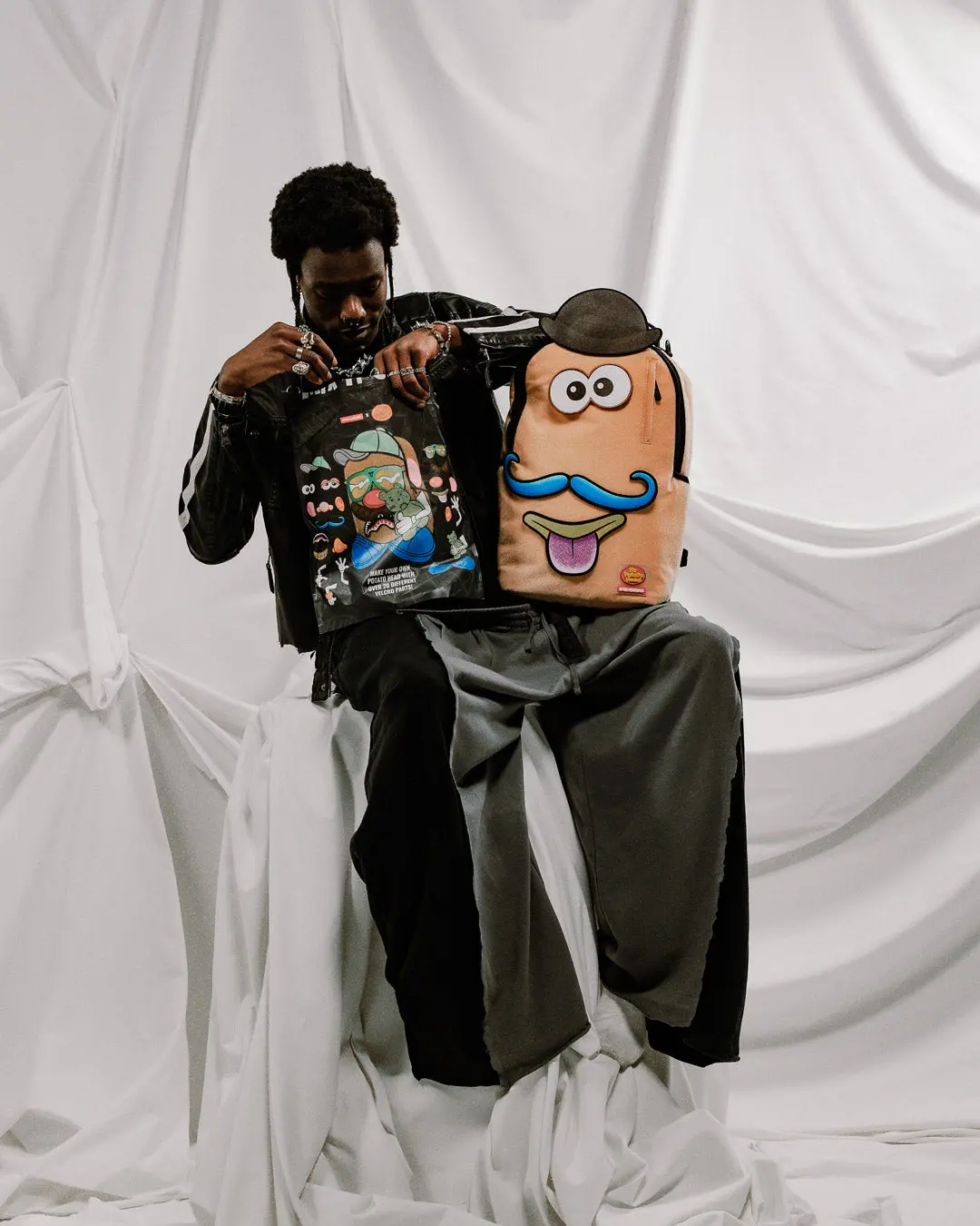 MR. POTATO HEAD VELCRO PATCH MIX-IT-UP DLXSV BACKPACK - Image 2
