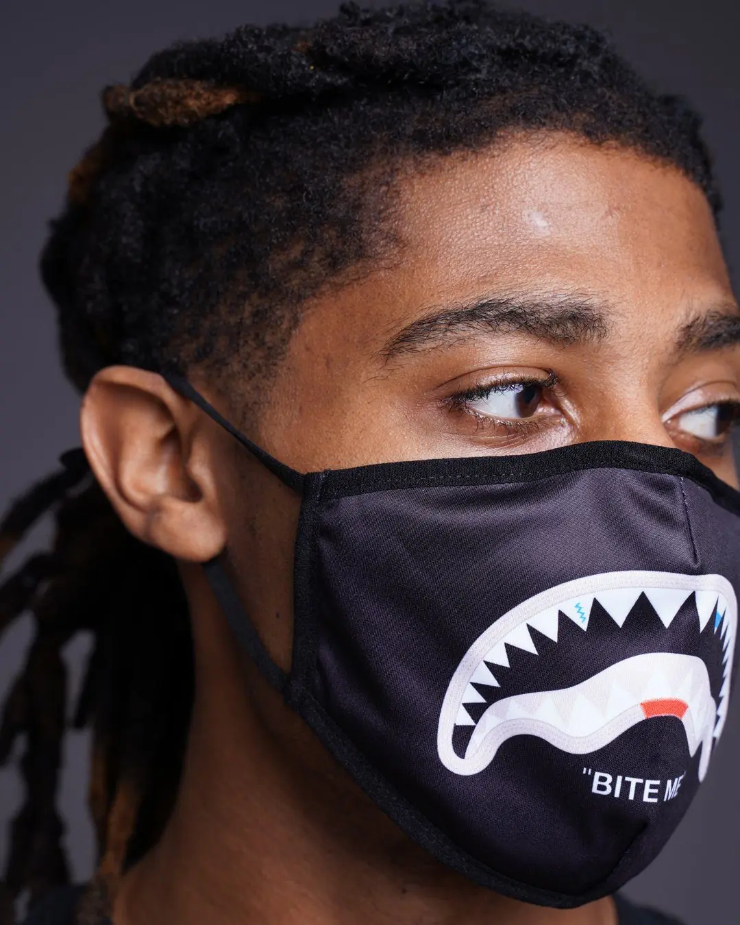 BITE ME SHARK (BLK) POLYESTER FACE MASK - Image 6