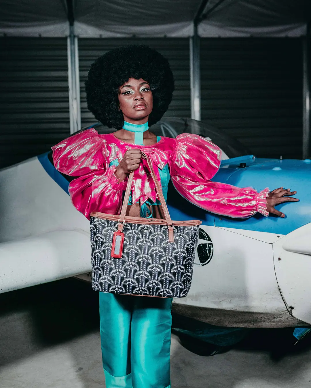 ILLUCHAINS TOTE - Image 9