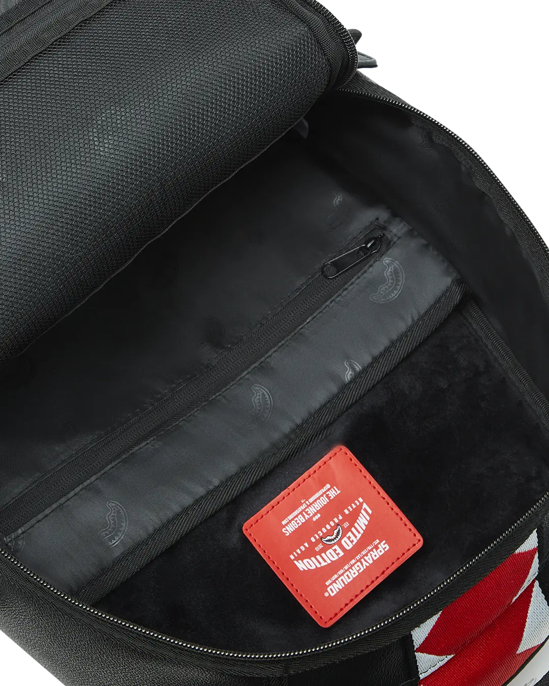 ALL CHEWED UP BACKPACK (DLXV) - Image 13