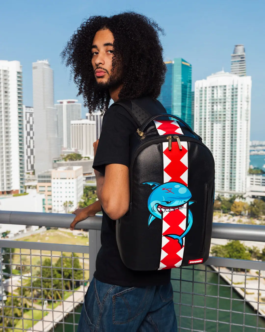 ALL CHEWED UP BACKPACK (DLXV) - Image 2
