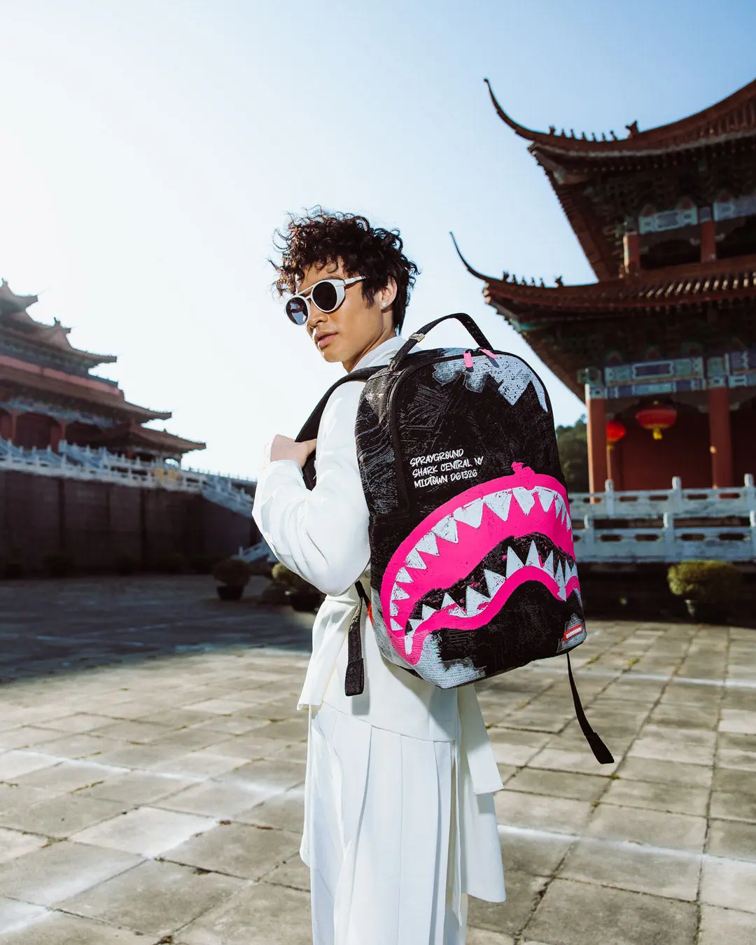 SHARK CENTRAL ACRYLIC ART DLX COTTON BACKPACK - Image 2