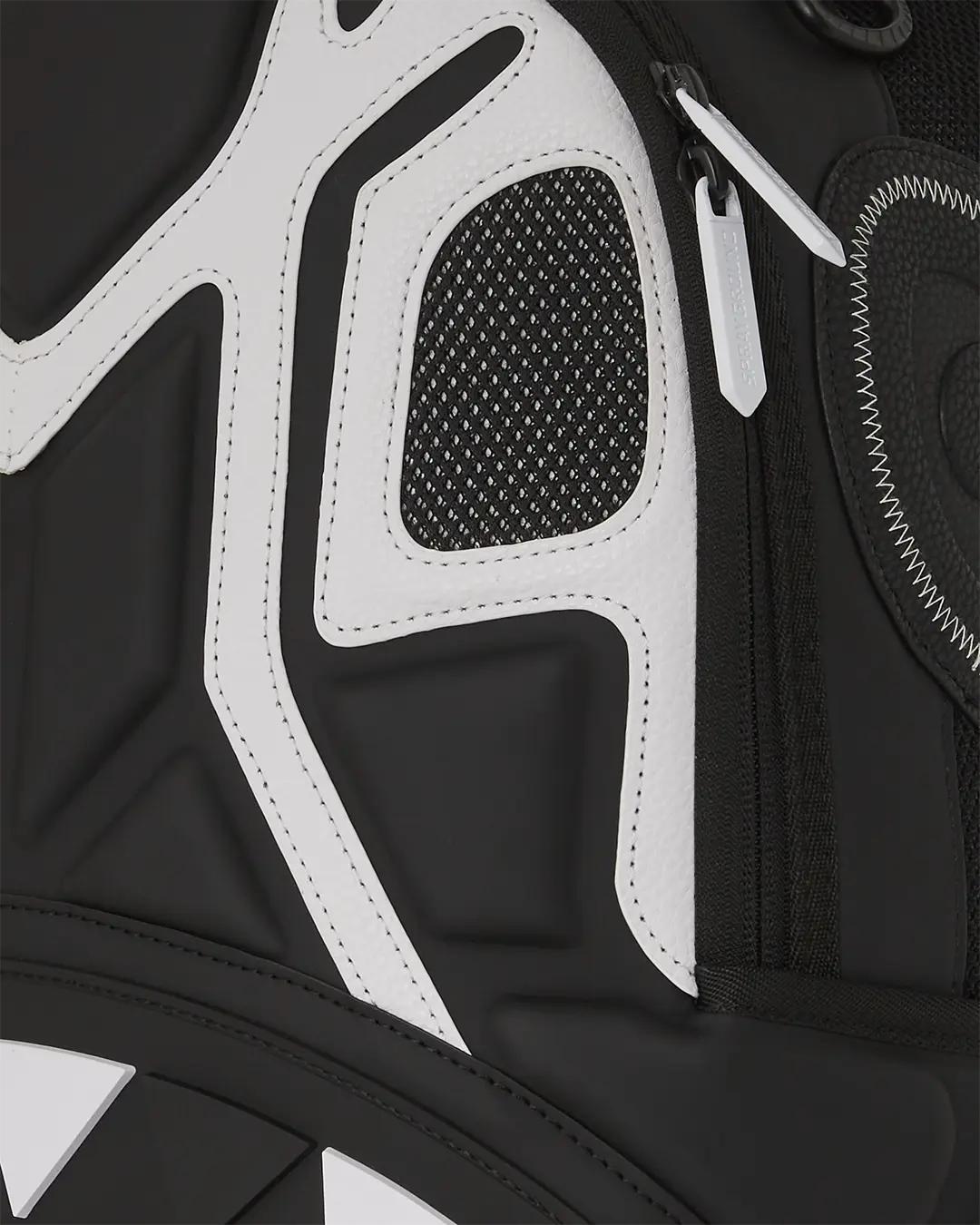 GRAVITATIONAL PULL BACKPACK - Image 9