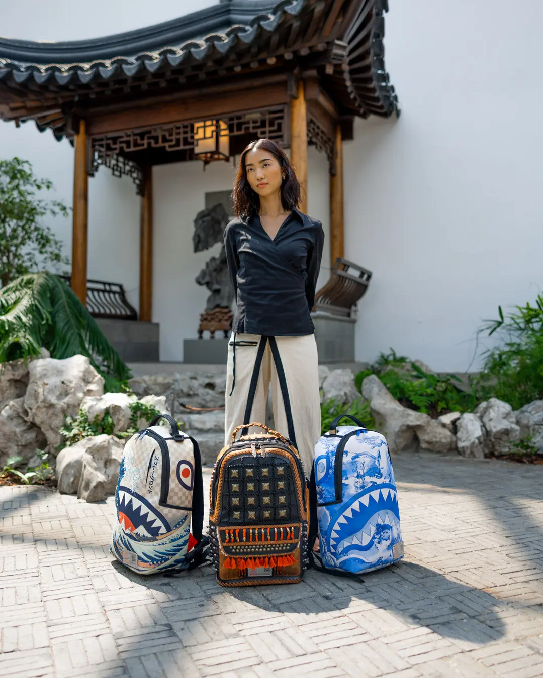 THE MET HOKUSAI GREAT WAVE BACKPACK - Image 10