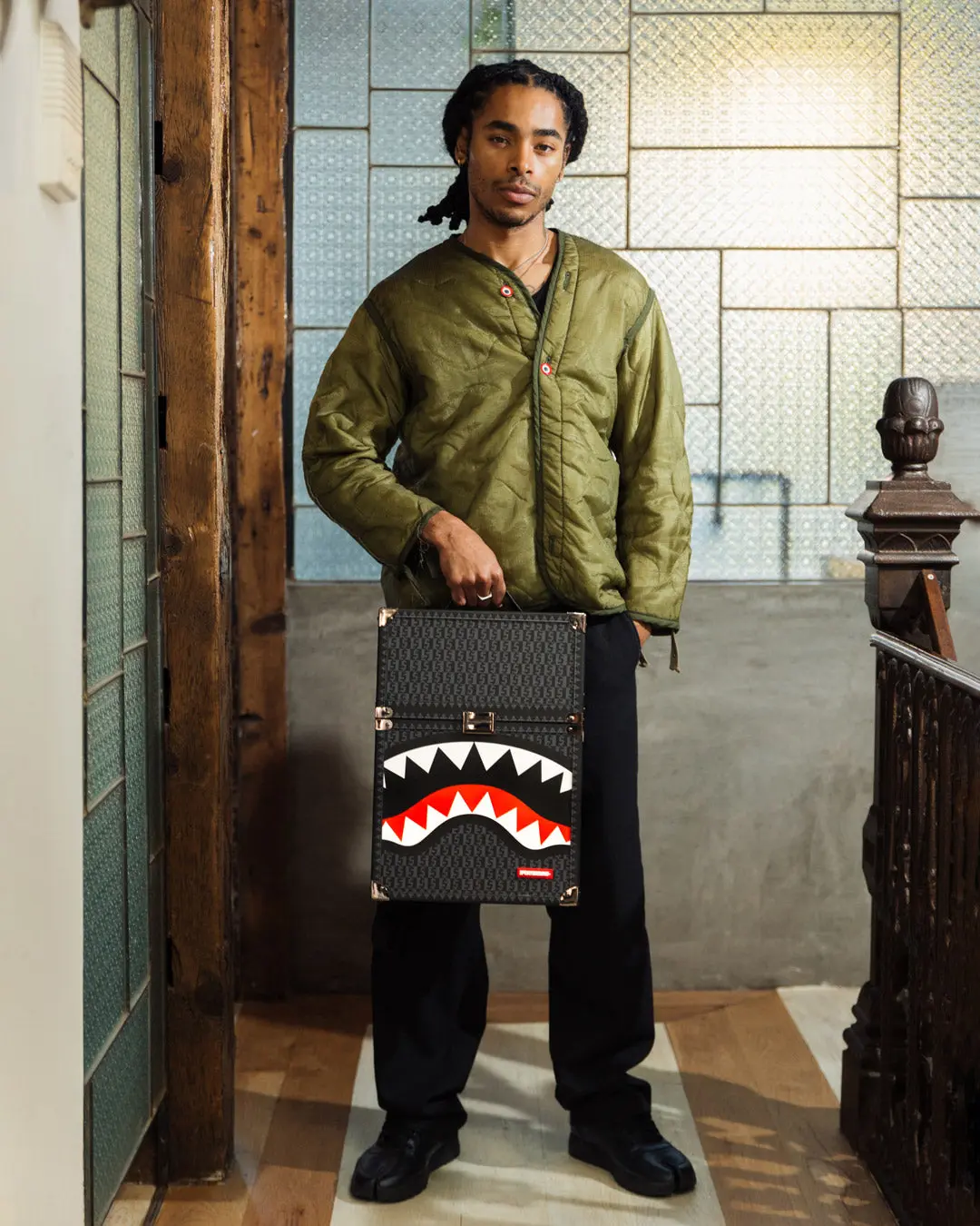 SPRAYGATTI REVV CHATURANGA SHARK 1900 BACKPACK - Image 10