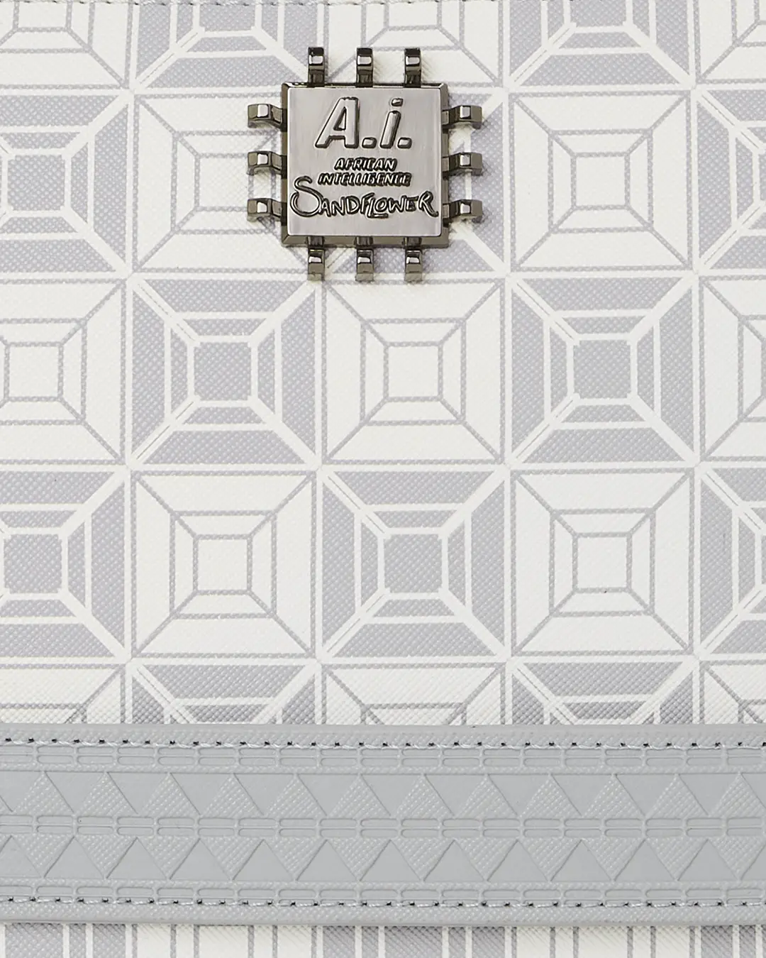 A.I.8 AFRICAN INTELLIGENCE BOOKED & BUSY CROSSOVER CLUTCH - Image 8