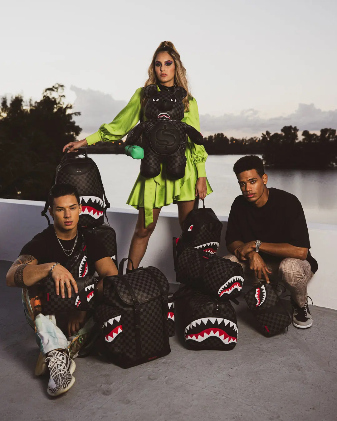 HENNY AIIR TO THE THRONE MINI DUFFLE - Image 14