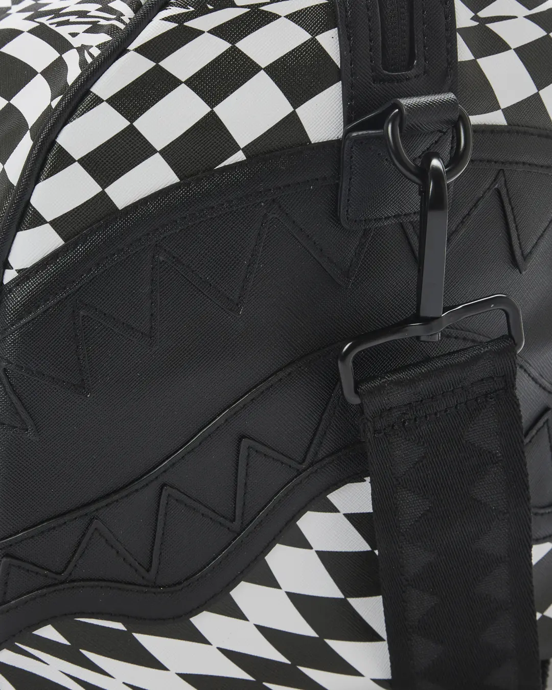 TRIPPY CHECK DUFFLE - Image 12