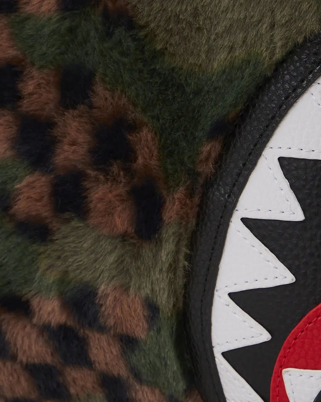 BIG SKY FUR SHARK DUFFLE - Image 15