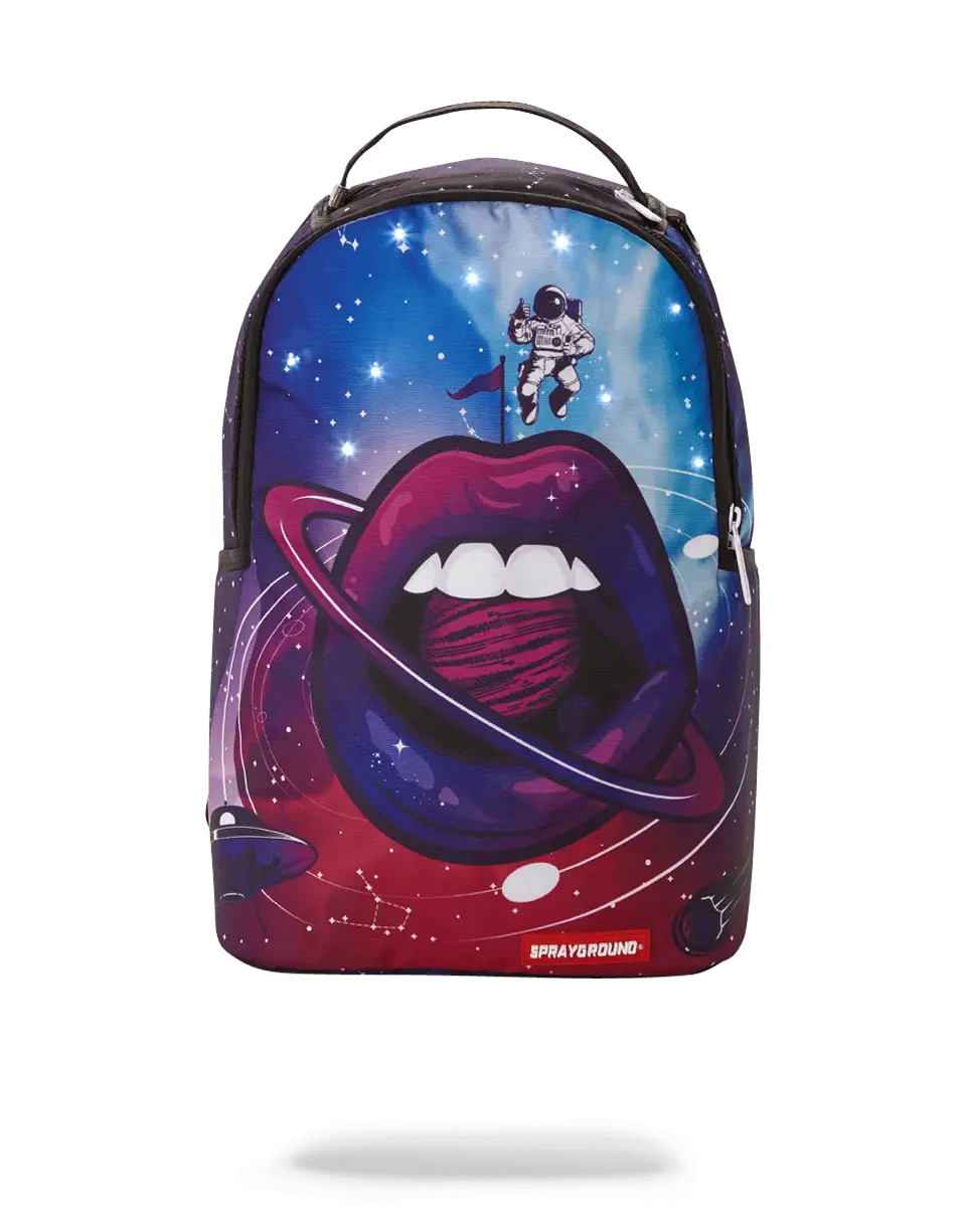 LOST IN LIPS - Image 3
