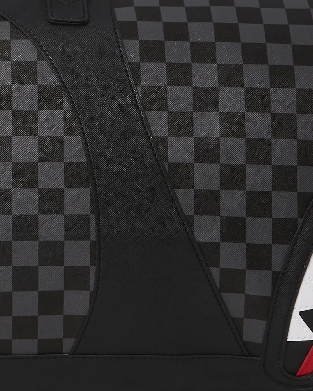 HENNY AIIR TO THE THRONE DUFFLE - Image 13