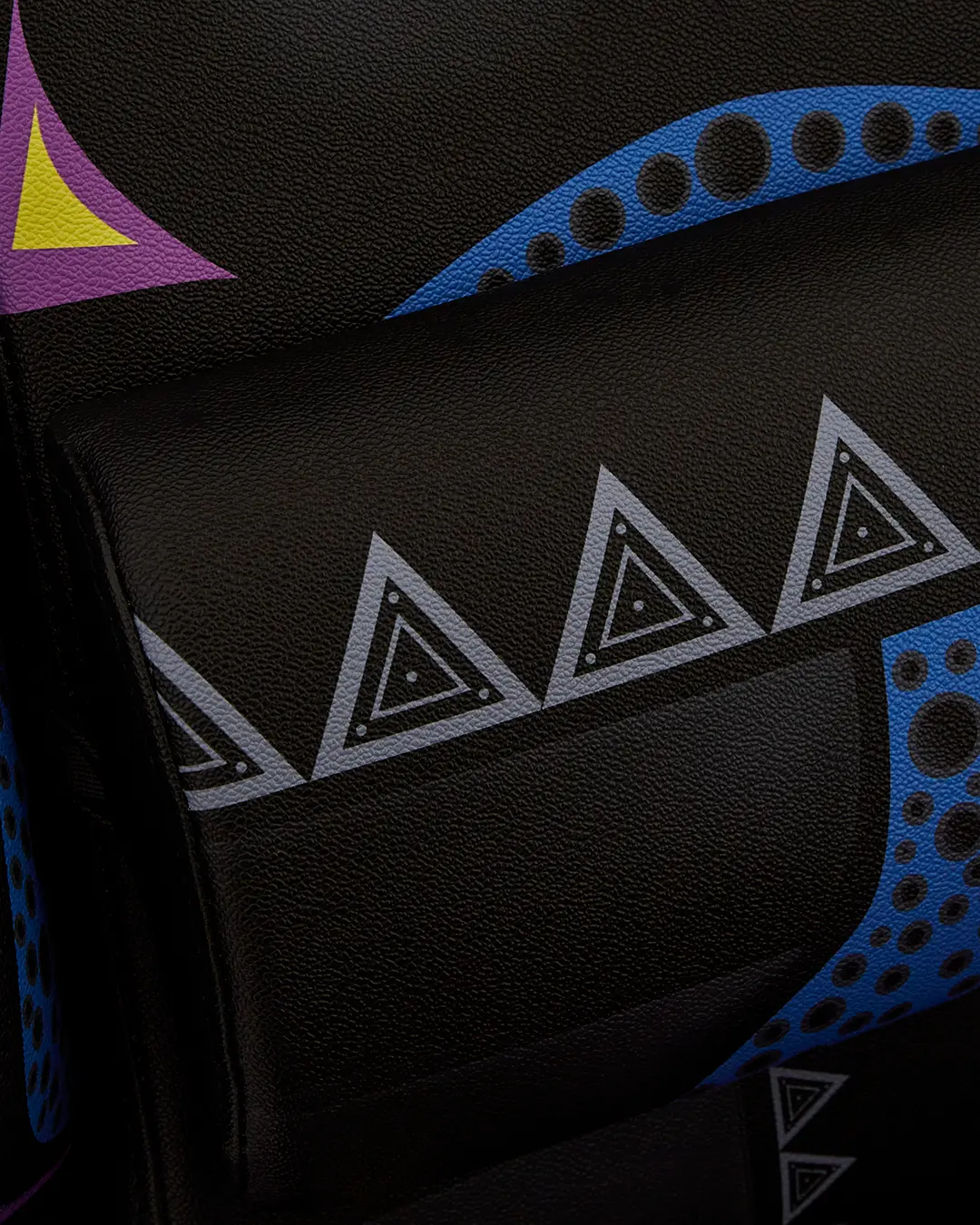 A.I. 12 BROOKLYN & BEYOND - SANDFLOWER COLLAB GAMING CHAIR - Image 11