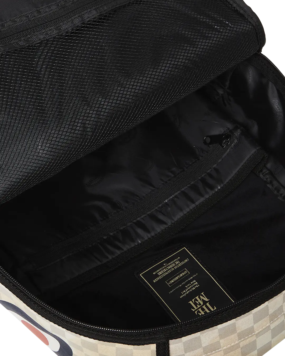THE MET HOKUSAI GREAT WAVE BACKPACK - Image 15