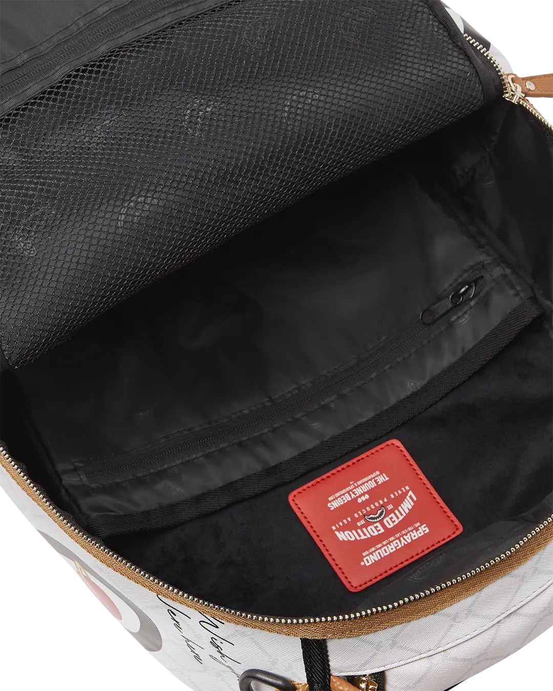 UFO OUTTA THIS WORLD BACKPACK (DLXV) - Image 10
