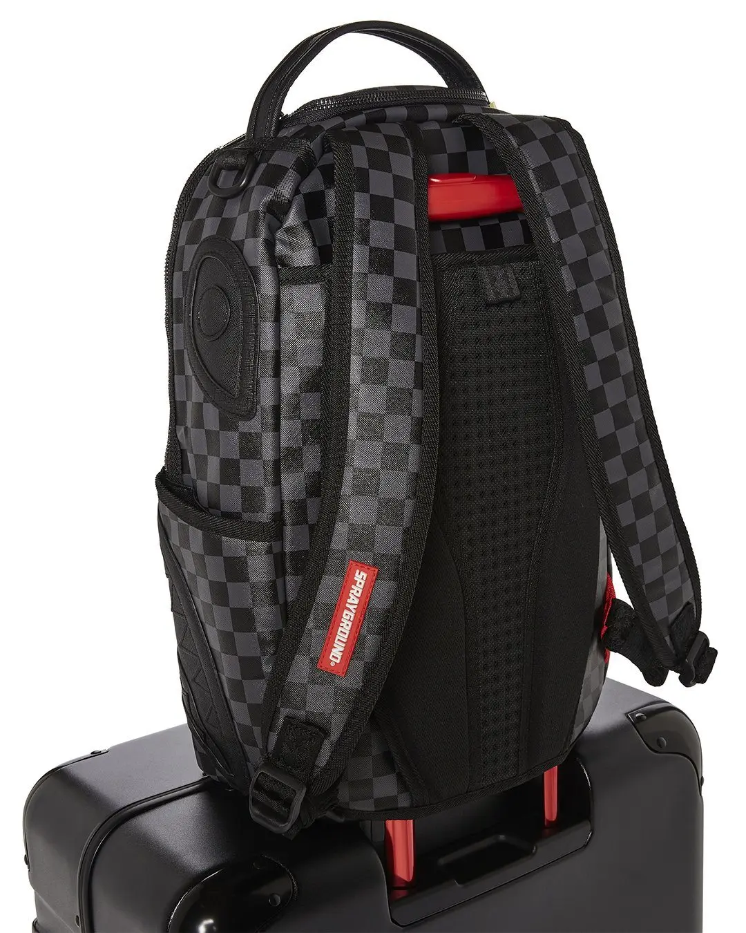 SHARKITECTURE MOLDED 29” FULL-SIZE LUGGAGE - Image 13