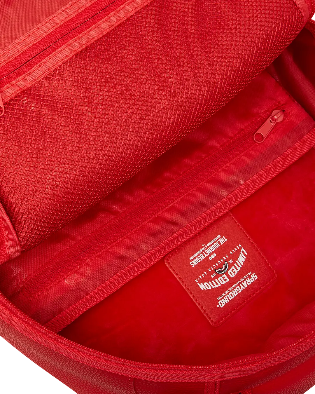 HEAVY METAL SHARK RED BACKPACK (DLXV) - Image 12