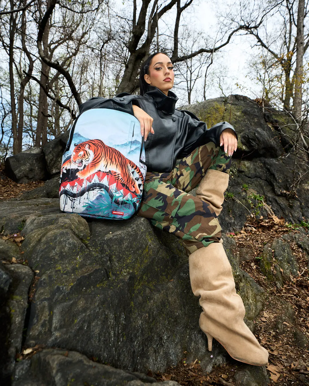 TIGER CLAW MOUNTAIN BACKPACK - Image 4