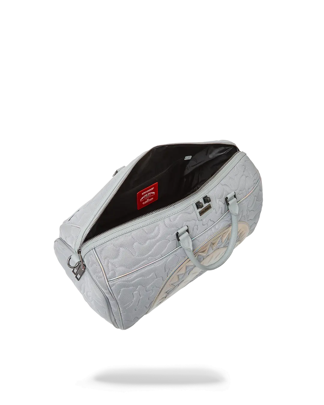 MIRASHAKU IRIDESCENT QUILT DUFFLE - Image 9