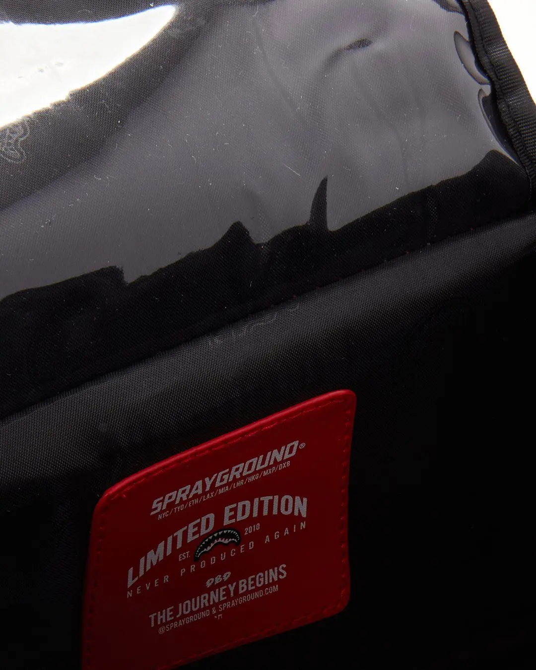 MONEY CAMO (RED) TOILETRY BAG - Image 6