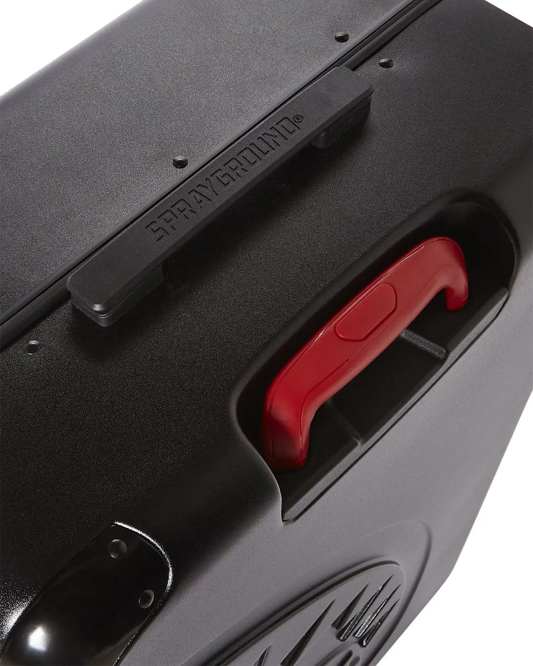 SHARKITECTURE MOLDED 29” FULL-SIZE LUGGAGE - Image 18