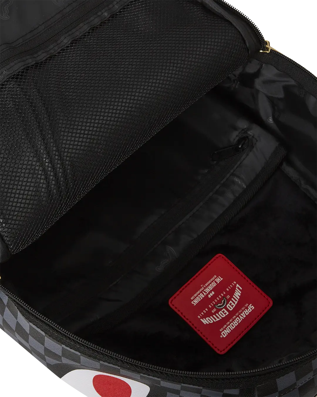 AQUAMAN TRIDENT BACKPACK - Image 8