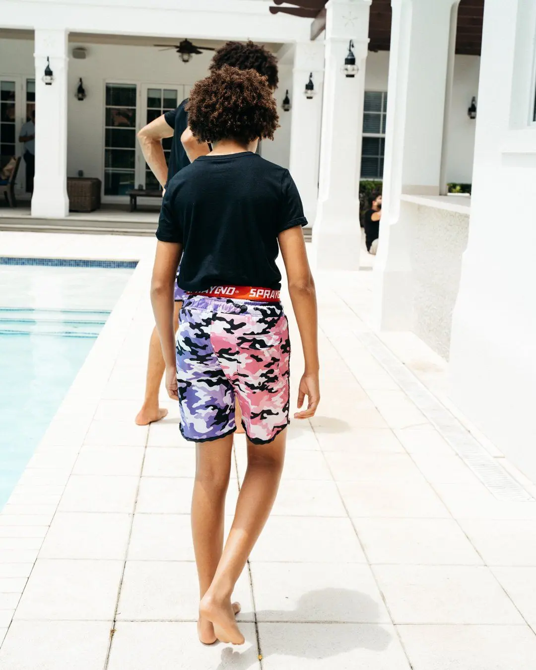 KIDS SPLIT CAMO SWIM TRUNKS - Image 6