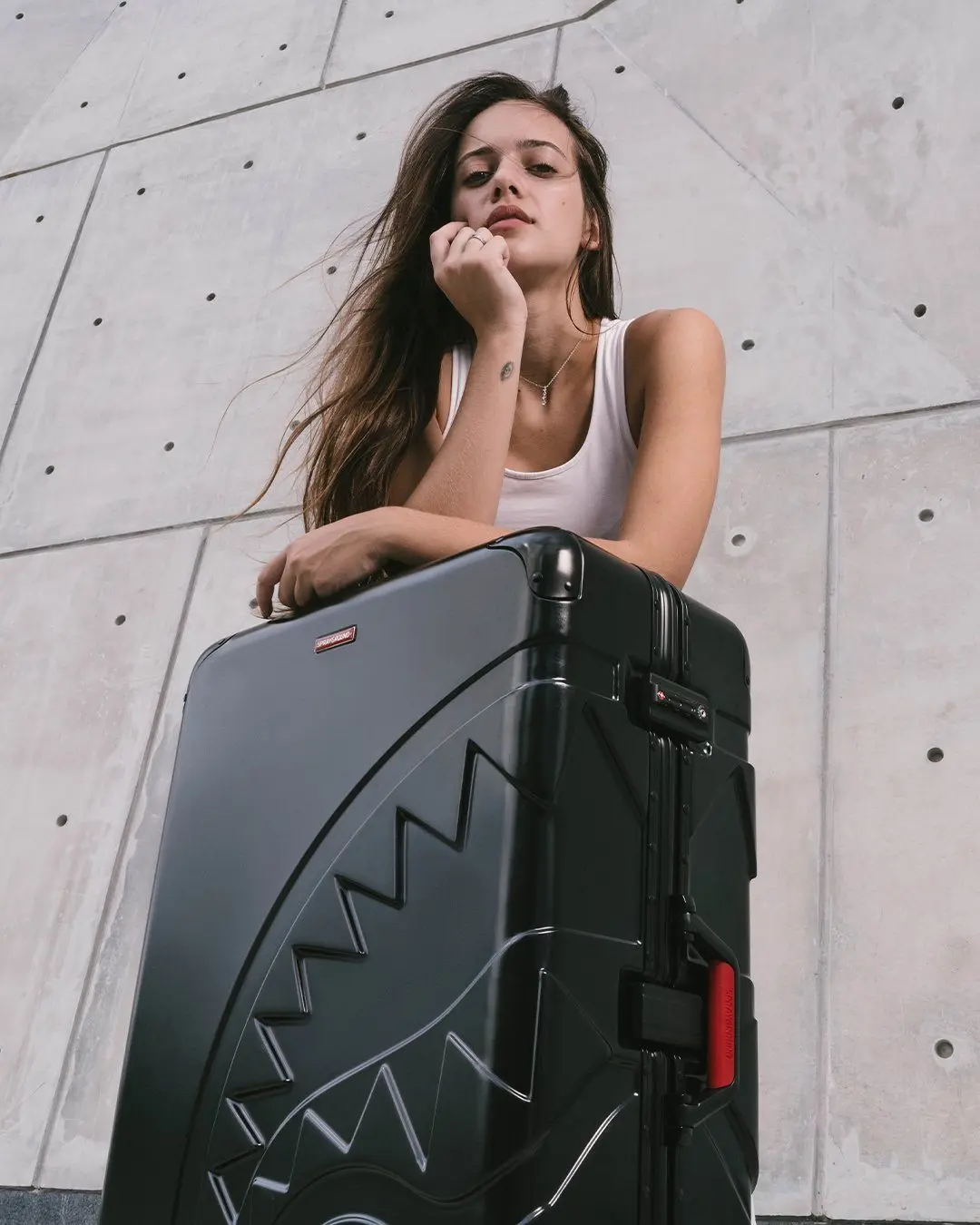 SHARKITECTURE MOLDED 29” FULL-SIZE LUGGAGE - Image 2