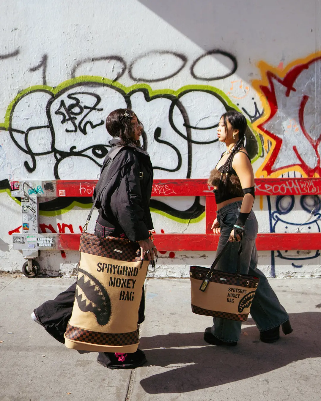SPRAYGROUND MONEY BAG TOTE - Image 10