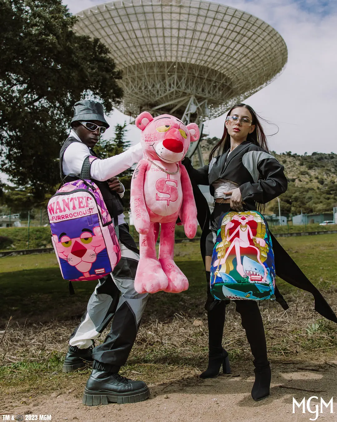 PINK PANTHER HEAVY LIES THE CROWN BACKPACK - Image 8