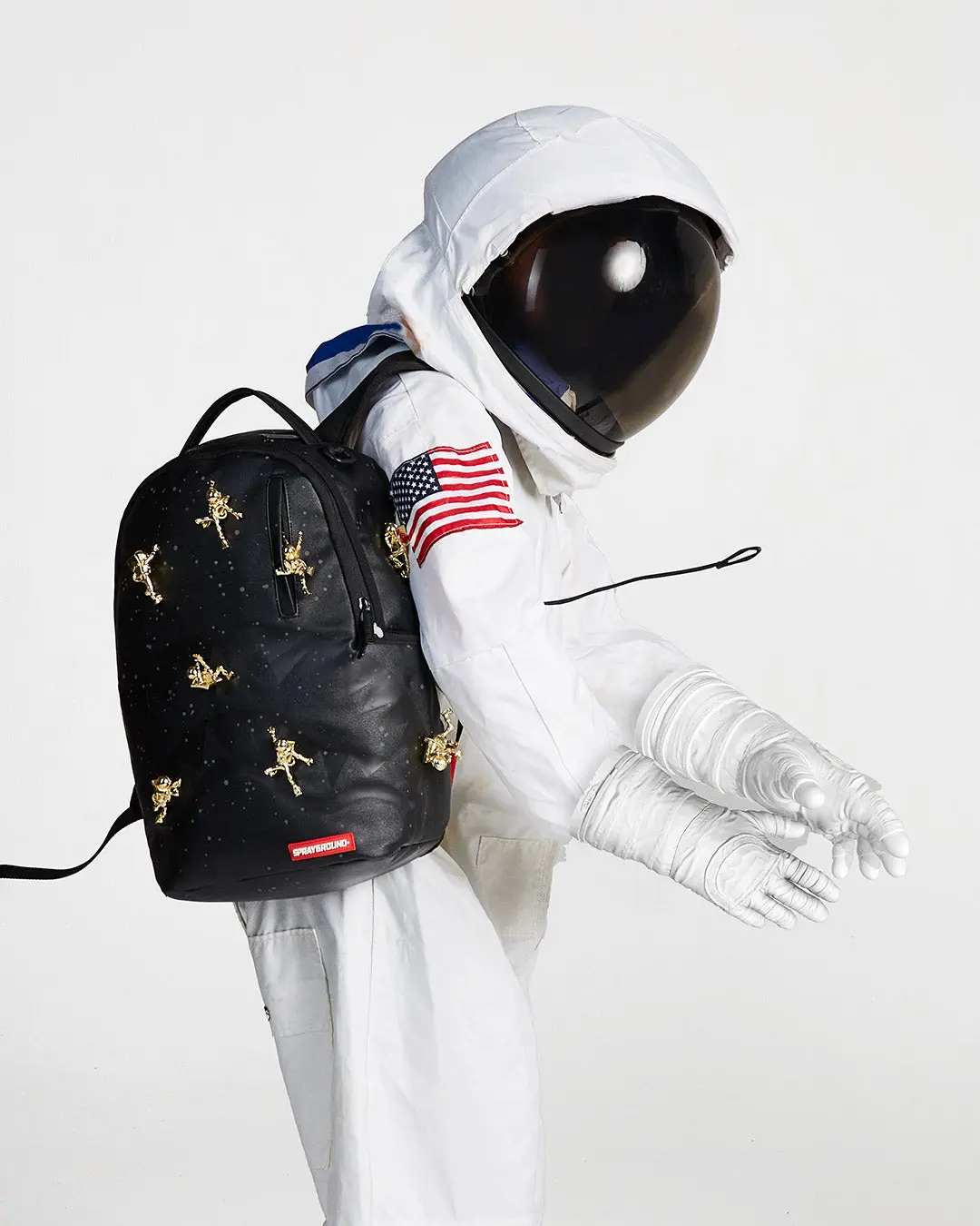 THE LOST IN SPACE BACKPACK (10 3D GOLD METAL ASTRONAUTS) - Image 2