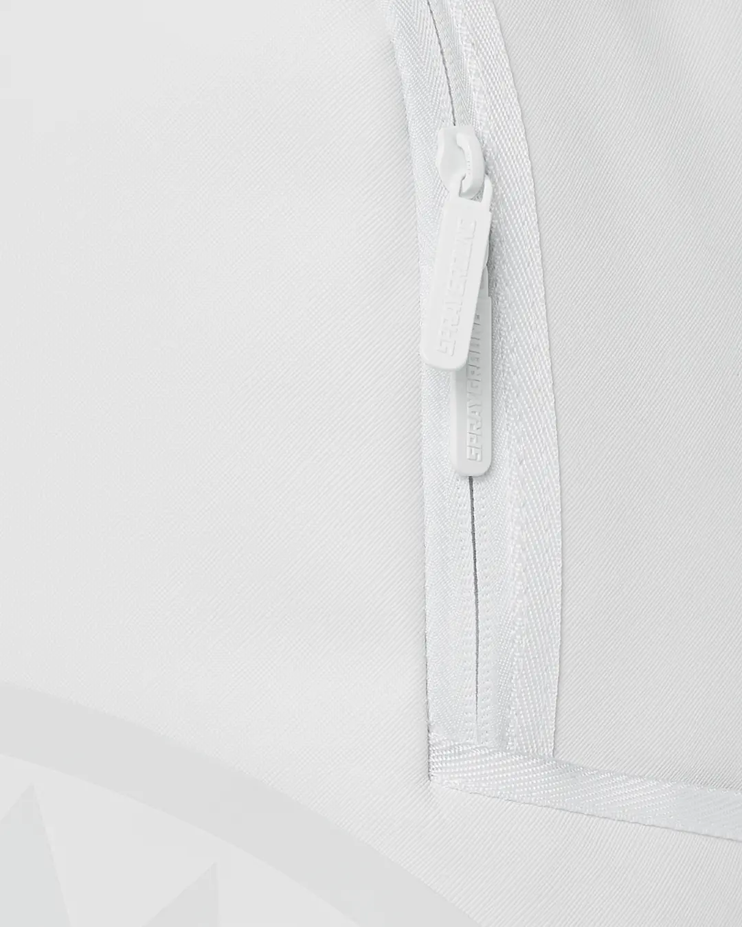 SHARK CENTRAL BACKPACK WHT/WHT (DLXV) - Image 9