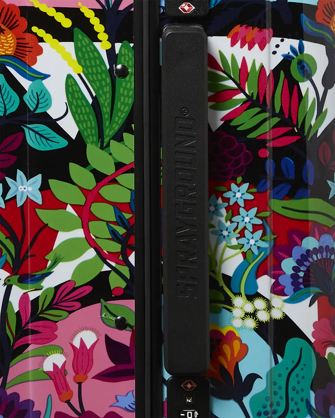 AVANT GARDEN SHARKNAUTICS HARDSHELL CARRY-ON LUGGAGE - Image 9