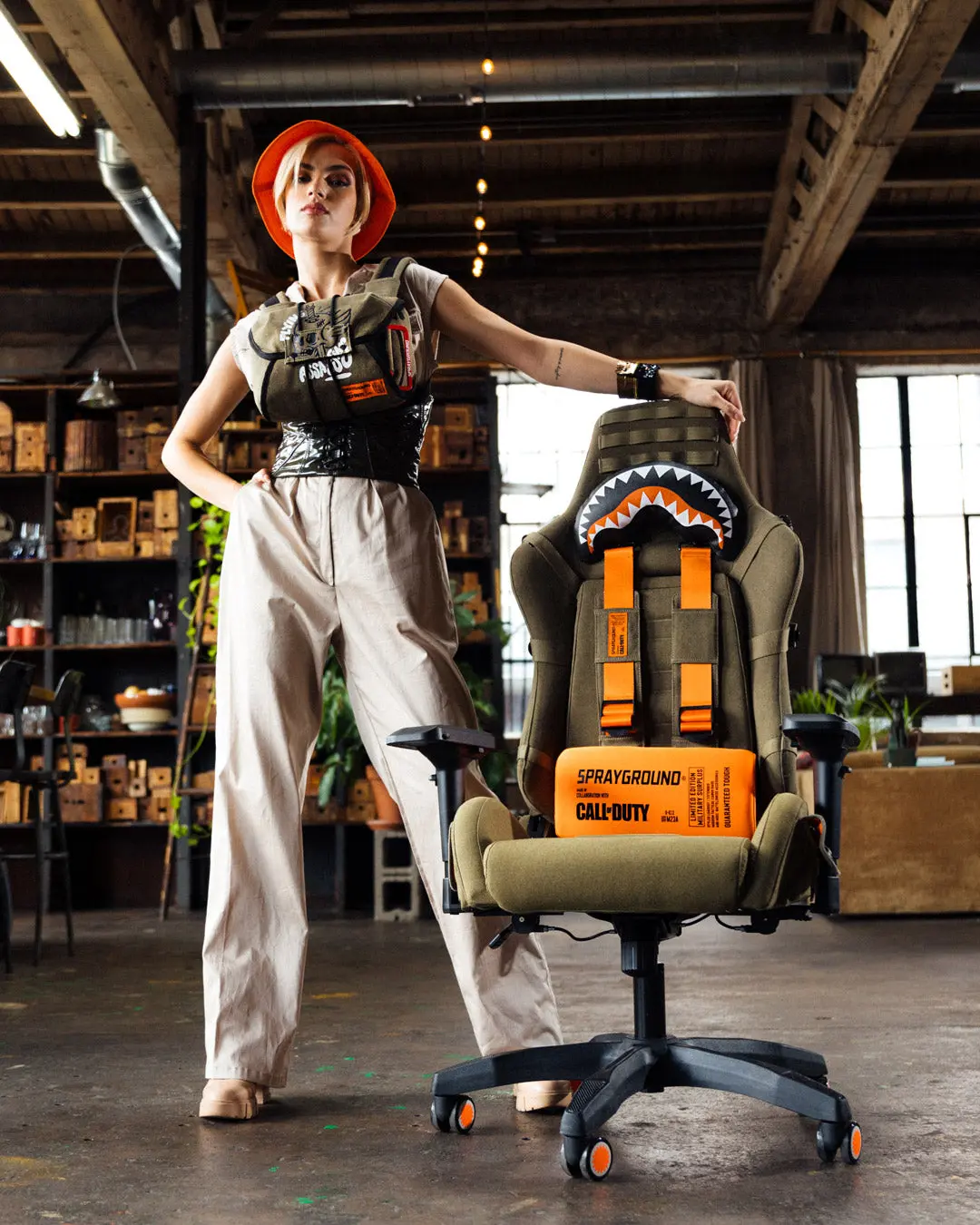 CALL OF DUTY FLYING ASSASSINS PARACHUTE CHESTPACK - Image 4