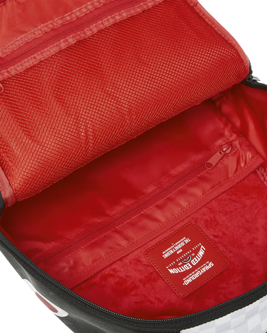 TRIPLE DECKER HEIR TO THE THRONE BACKPACK - Image 15