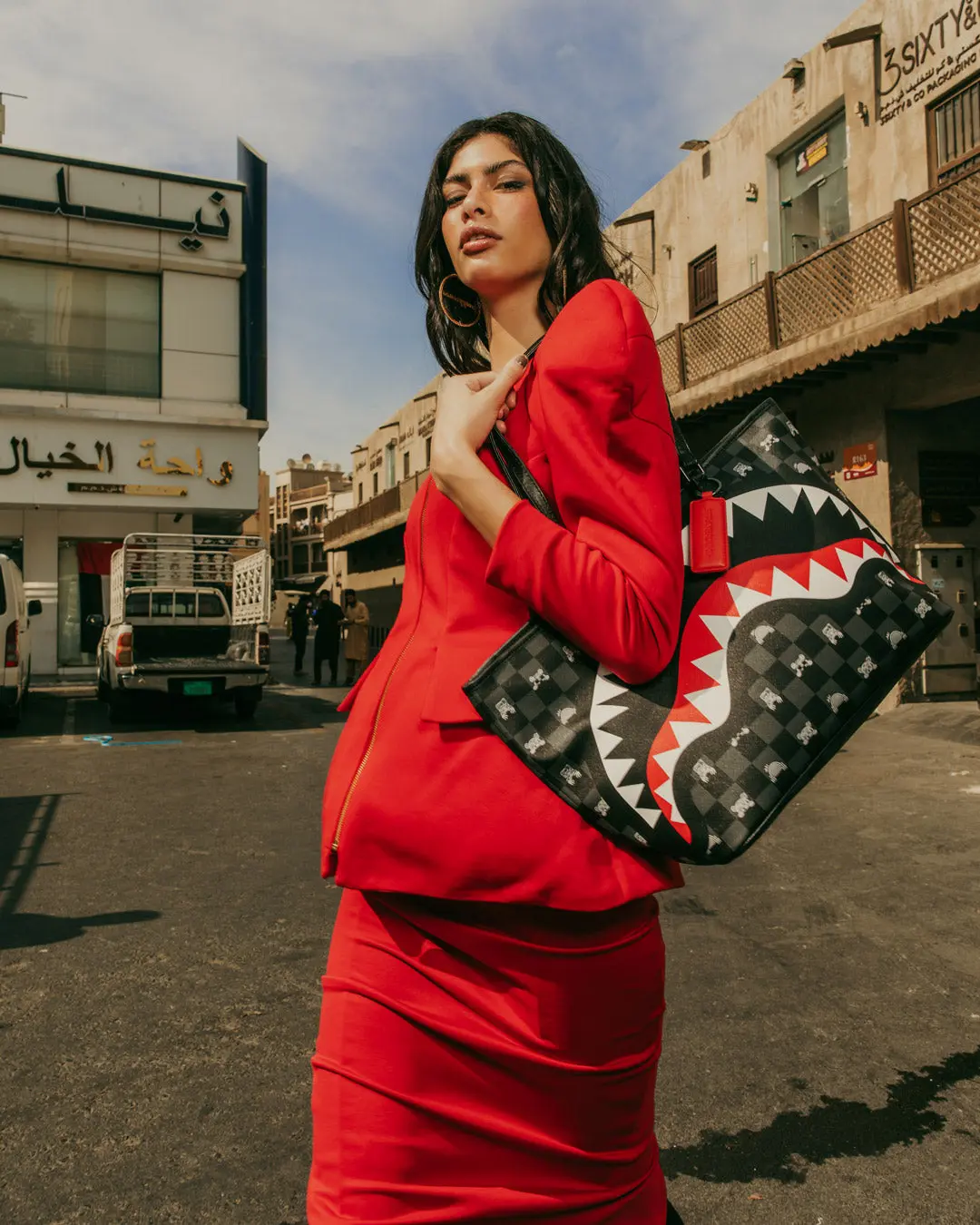 SHARK MOB HIDEOUT TOTE - Image 4