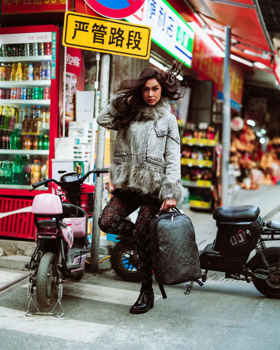 4AM DLX BACKPACK - Image 10