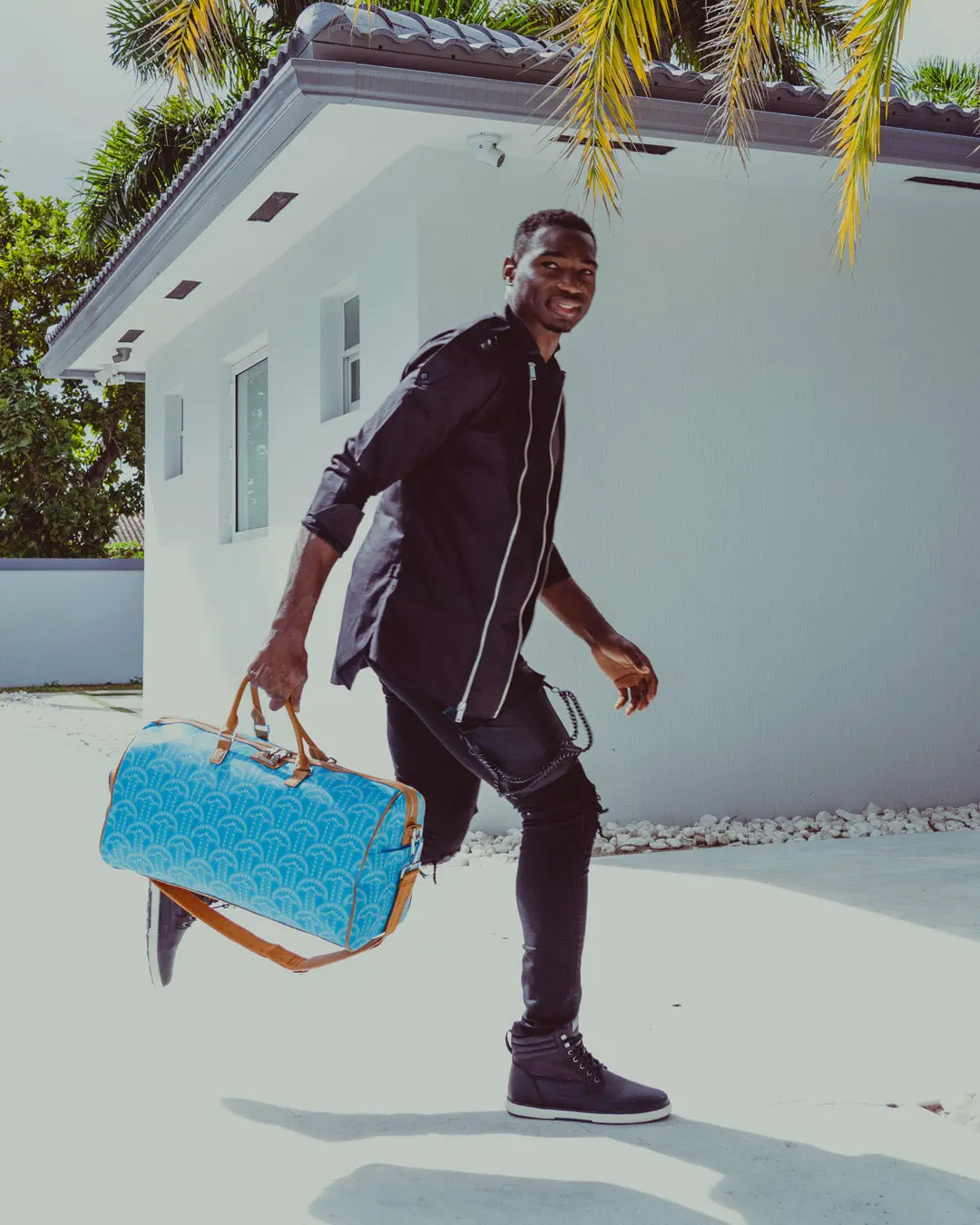 ILLUCHAINS TURQ DUFFLE - Image 5