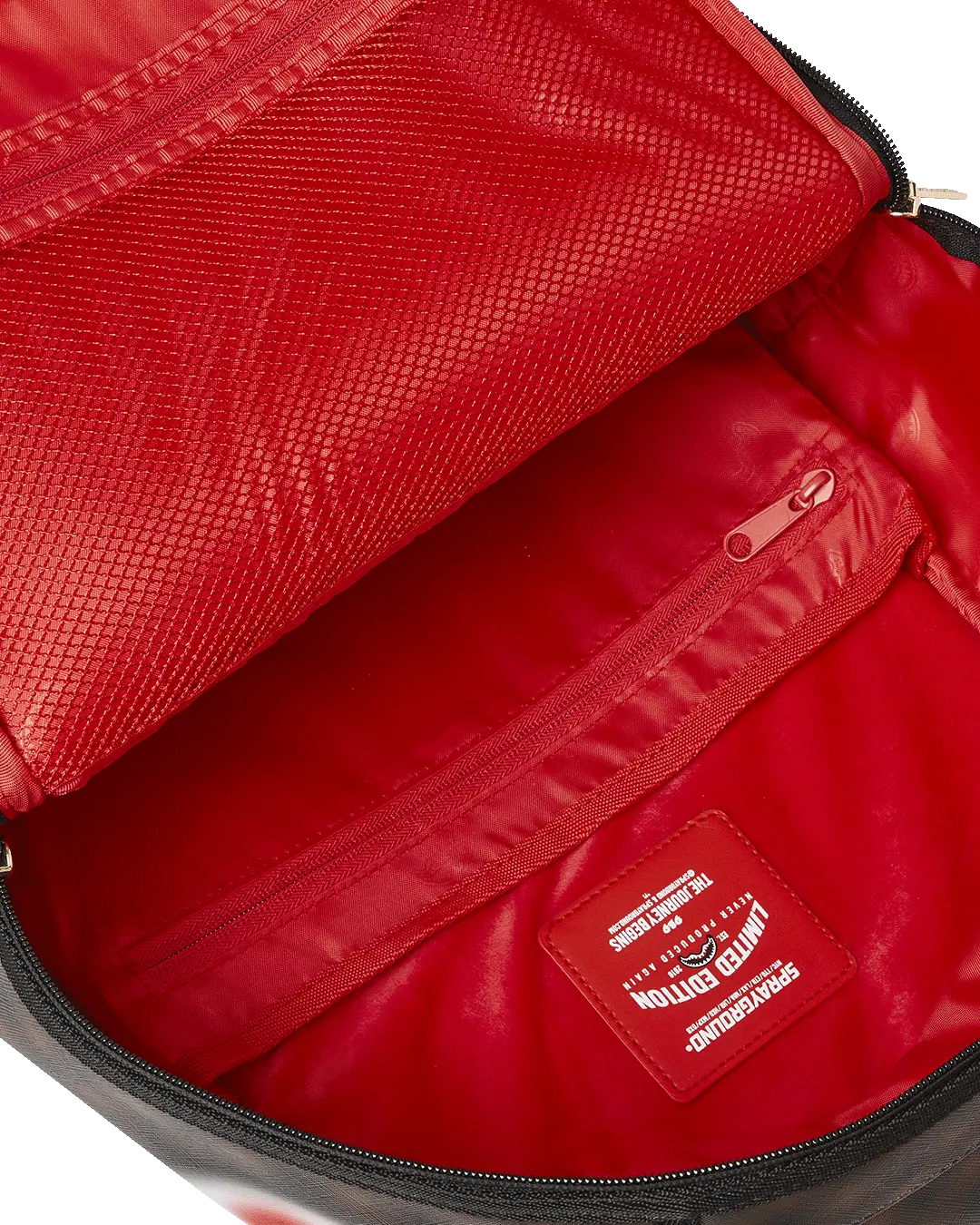 SHARKS IN PARIS BLUR EFFECT BACKPACK - Image 15