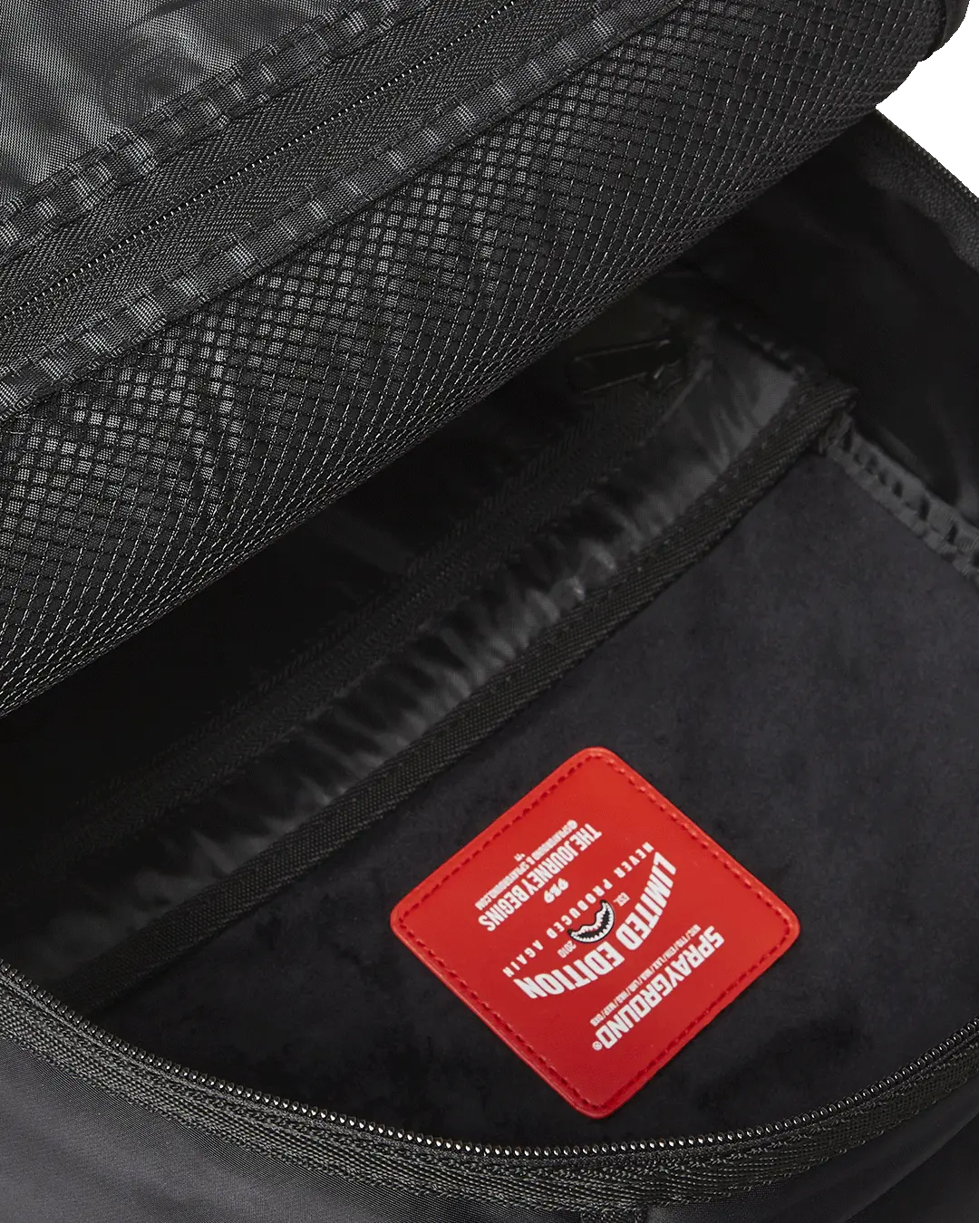THE RED CARPET BACKPACK - Image 8
