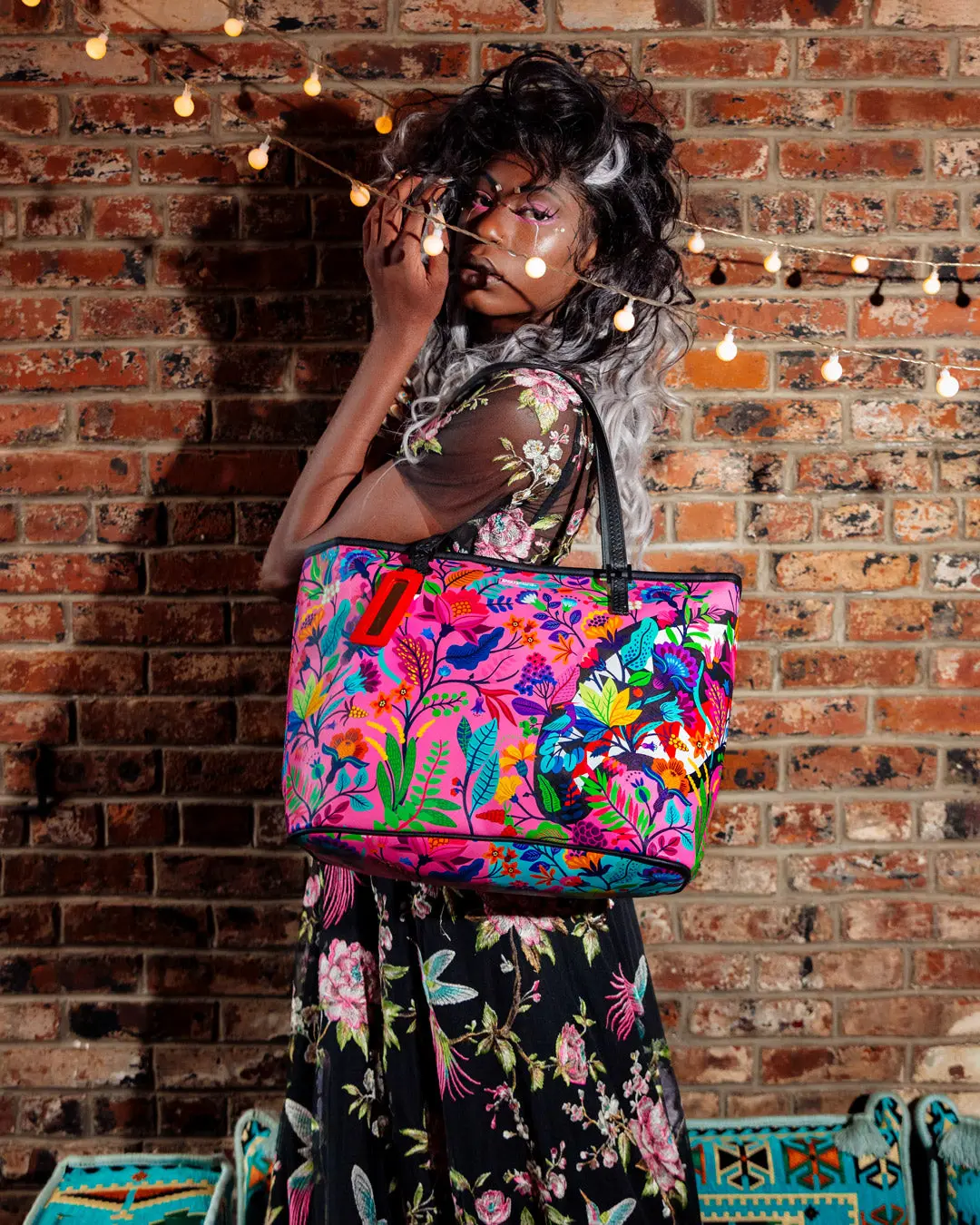 AVANT GARDEN TOTE - Image 2