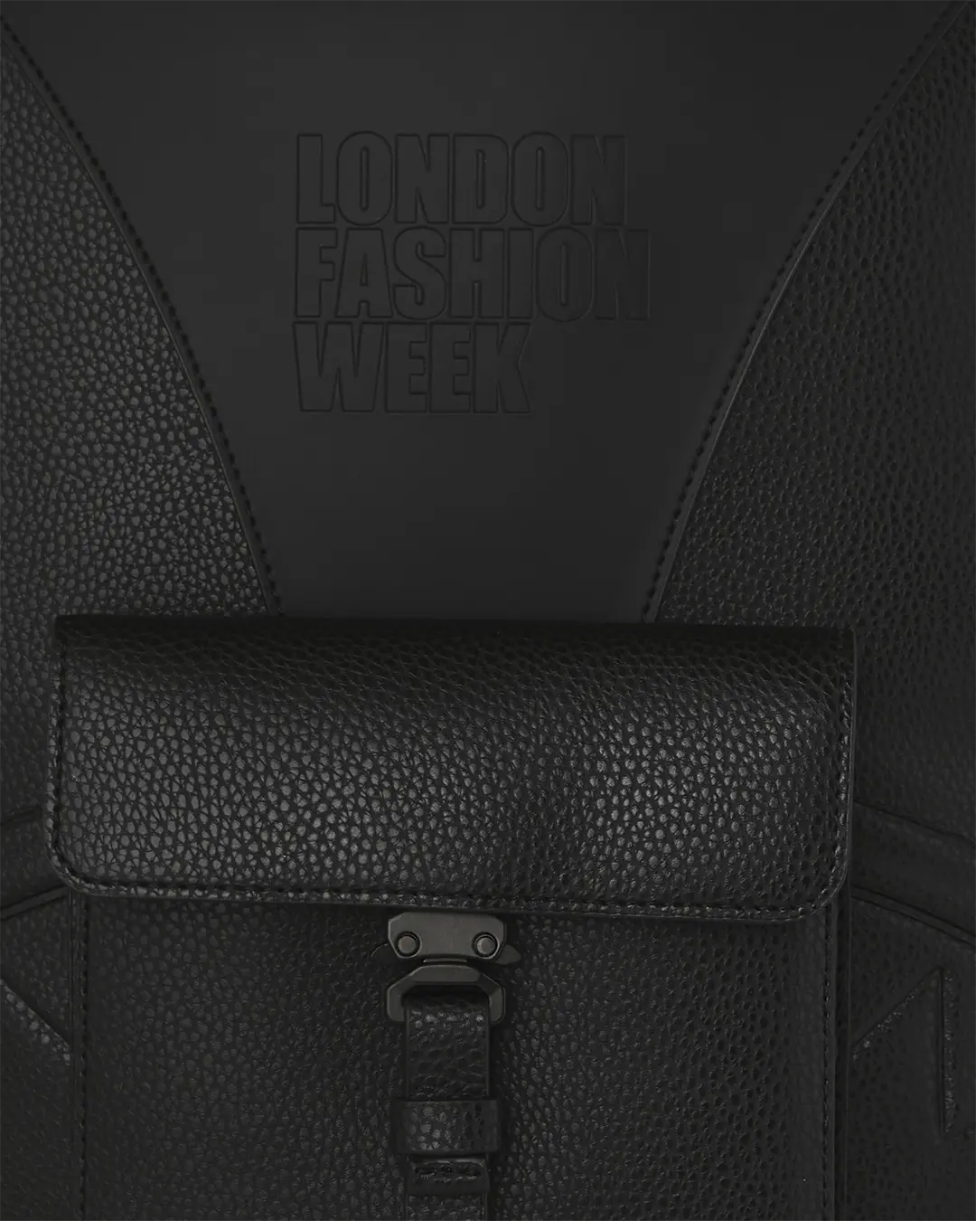 LONDON FASHION WEEK RED CARPET READY BACKPACK - Image 13