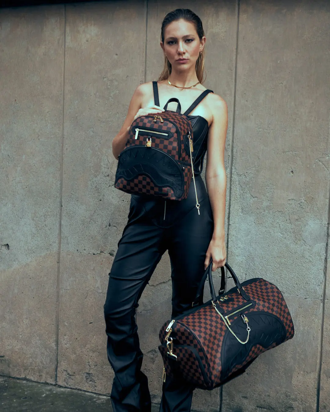 HENNY LOCK SHARKS IN PARIS DUFFLE - Image 6