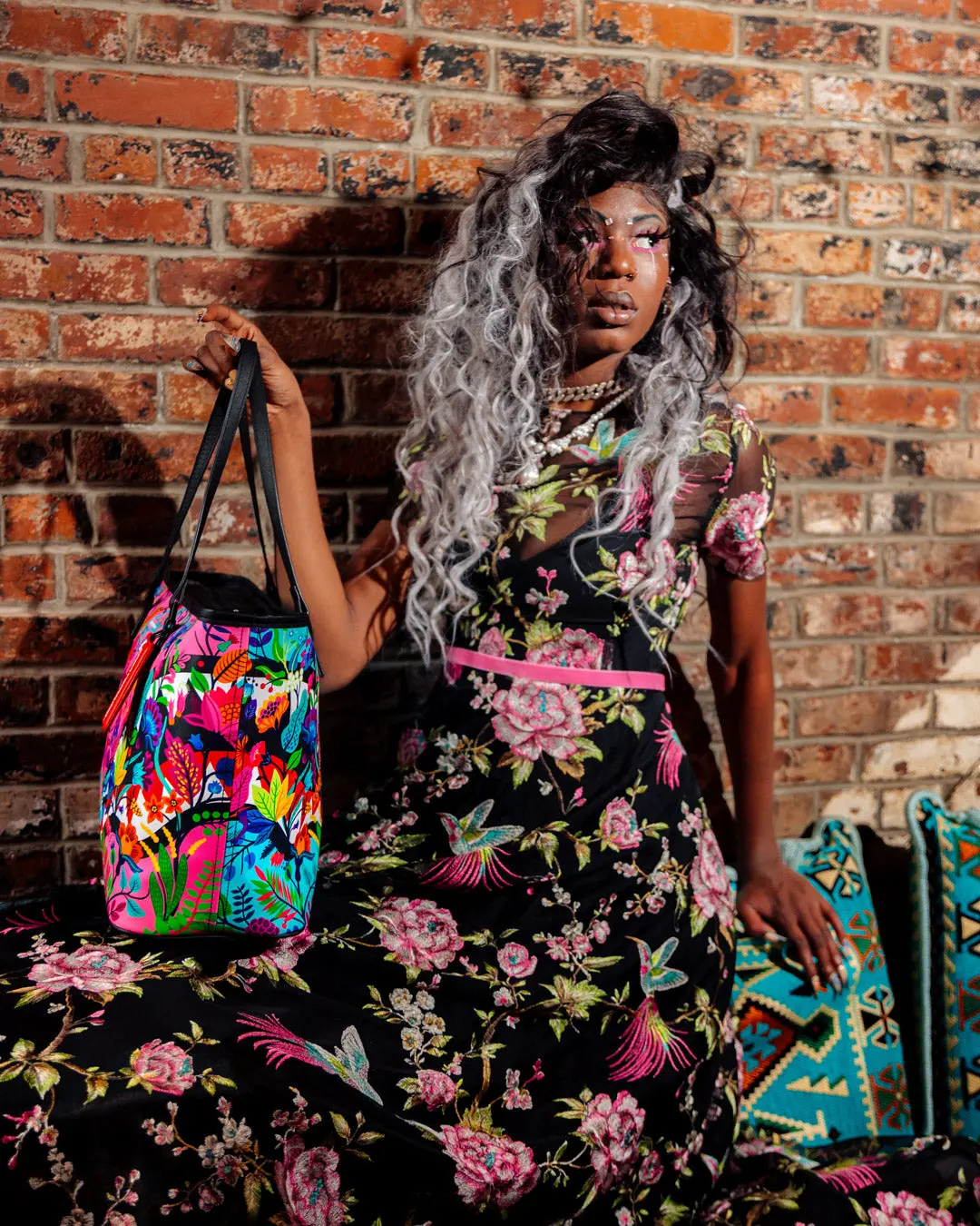AVANT GARDEN TOTE - Image 10